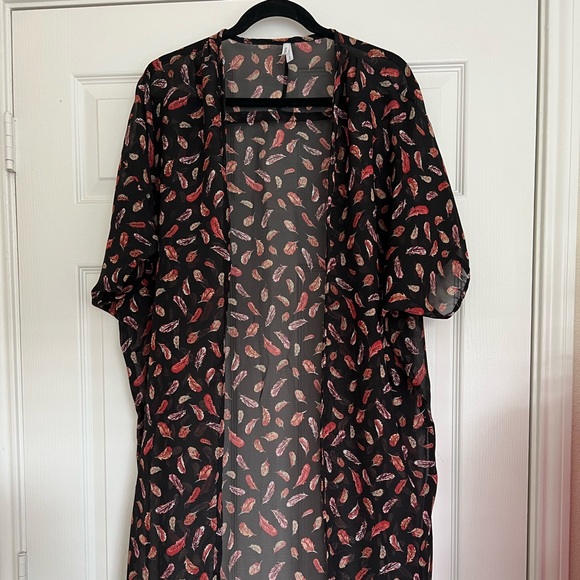 LIVE 4 TRUTH Cover Up Size L - Picture 3 of 8